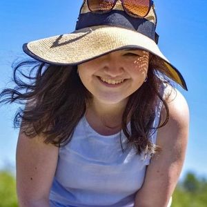 Meet your Posher, Emma